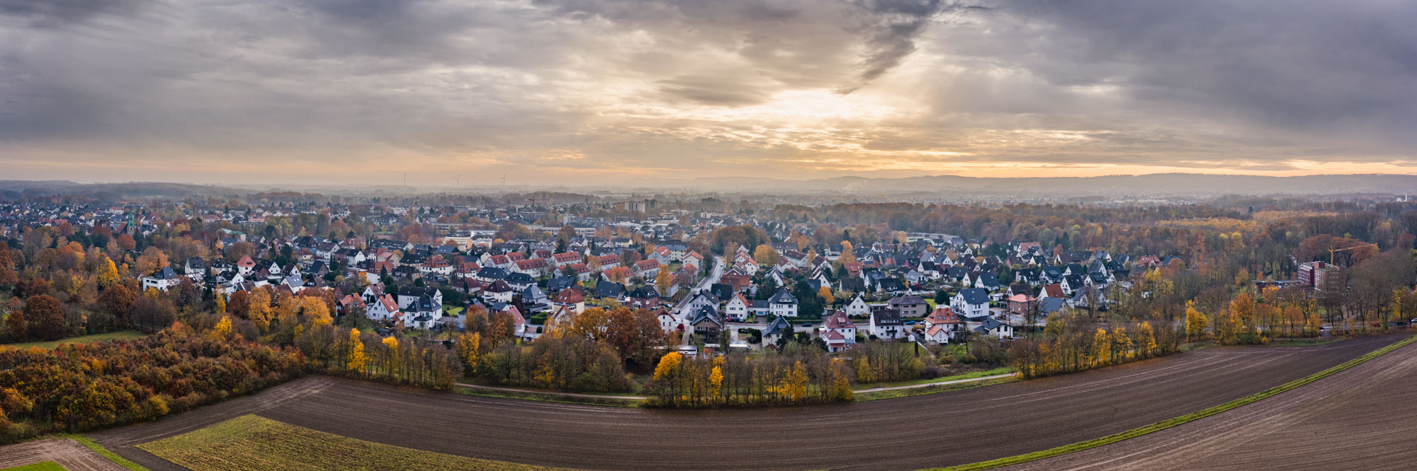 Autumn sky over Bielefeld Heben in November 2019.