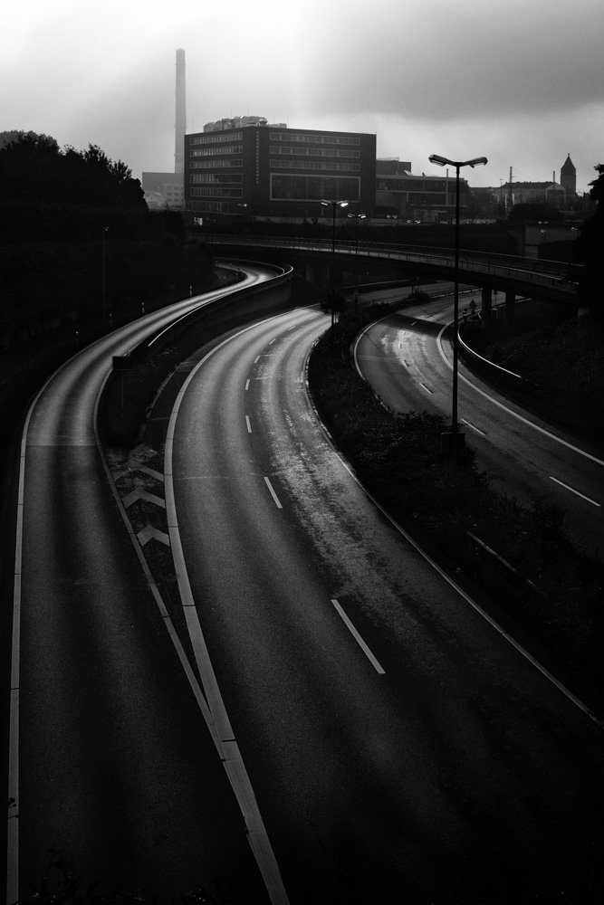 sunday, 7:16 a.m. at the ostwestfalendamm