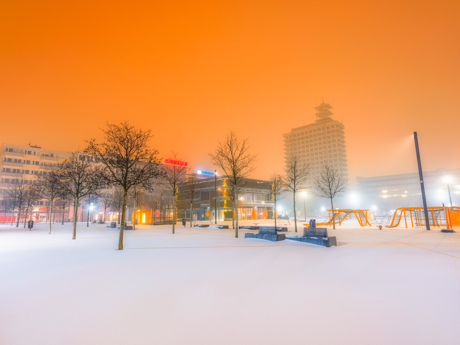 Snow on the 'Kesselbrink' on 7 February 2021 (Bielefeld, Germany).