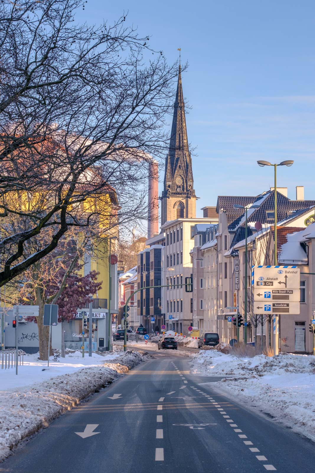 Streets in winter on 14 February 2021: August-Bebel-Straße (Bielefeld, Germany).