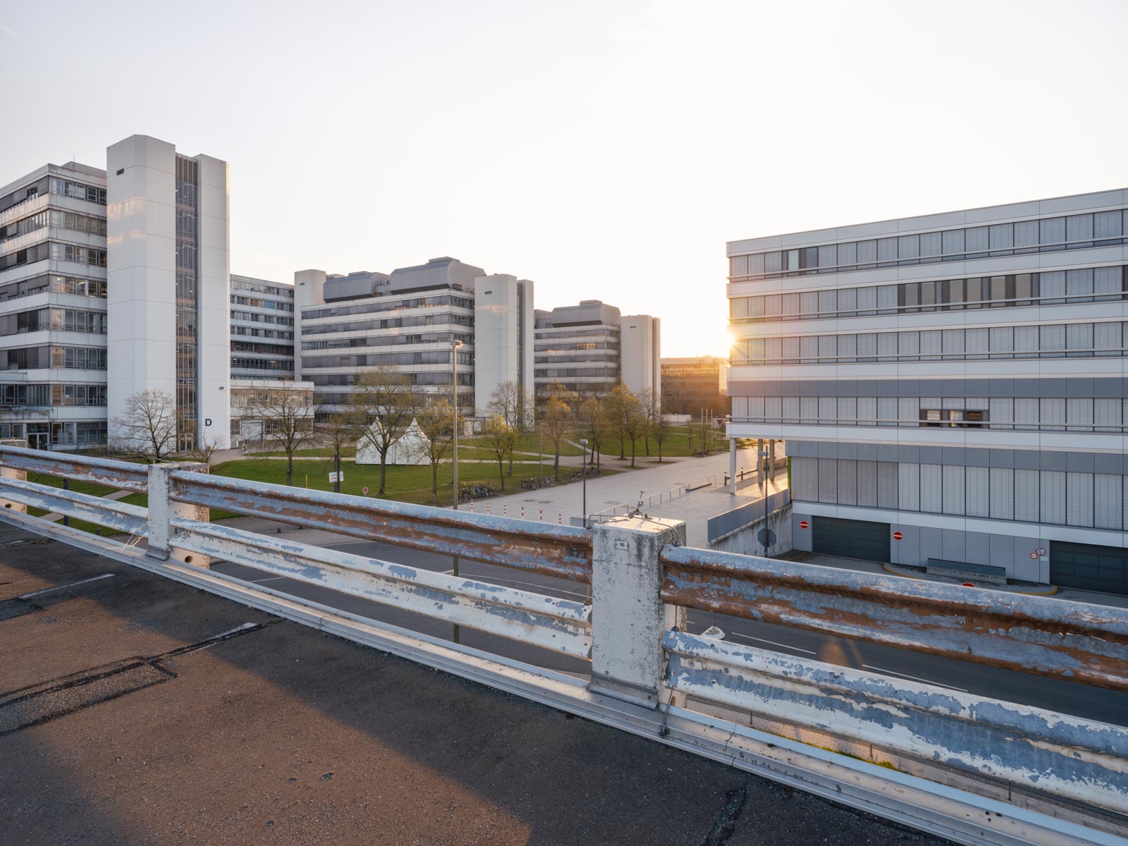 Shortly before sunset at Bielefeld University in April 2021 (Bielefeld, Germany).