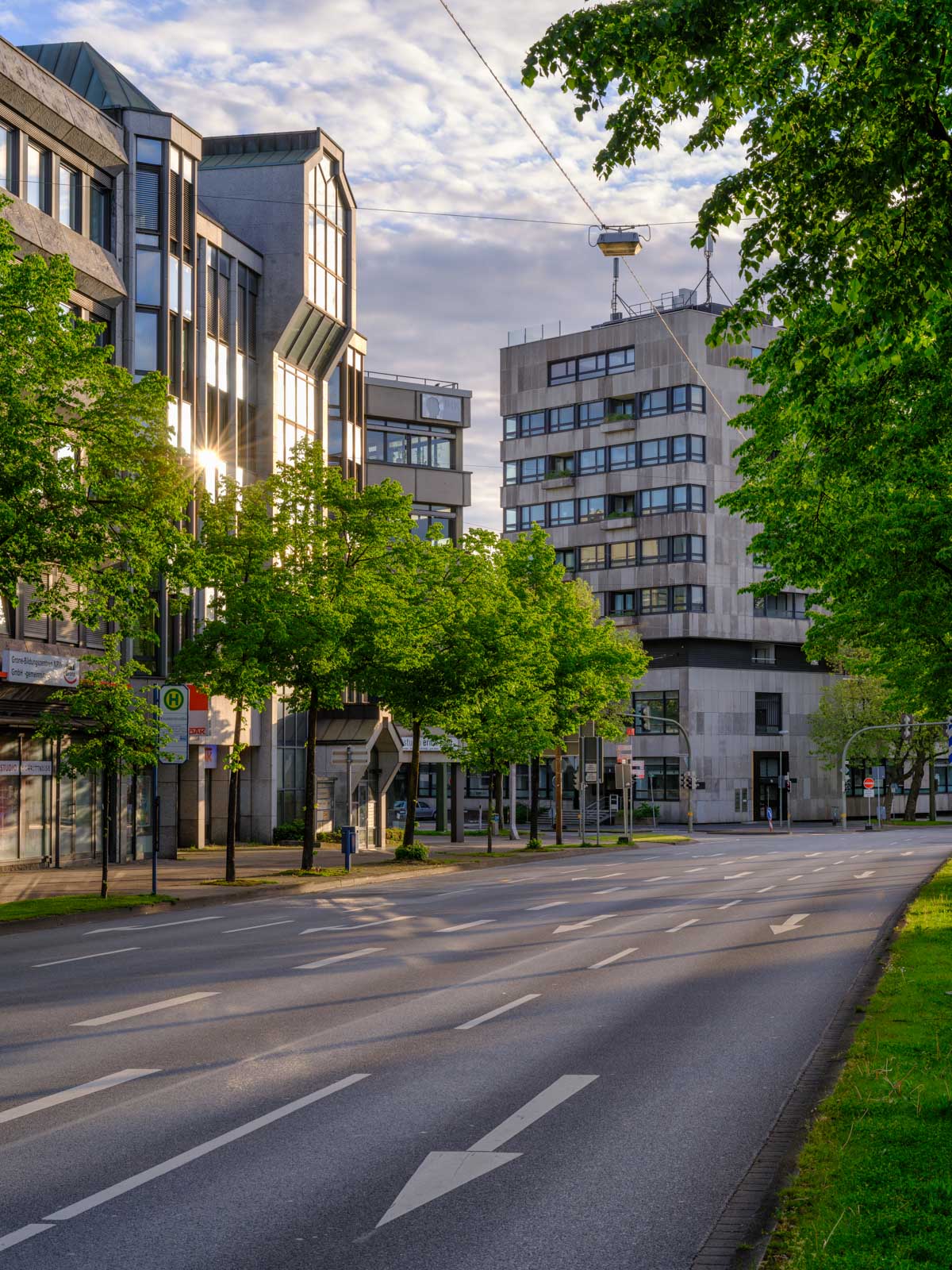 Early morning at the 'Alfred-Bozi-Straße' in May 2021 (Bielefeld, Germany).
