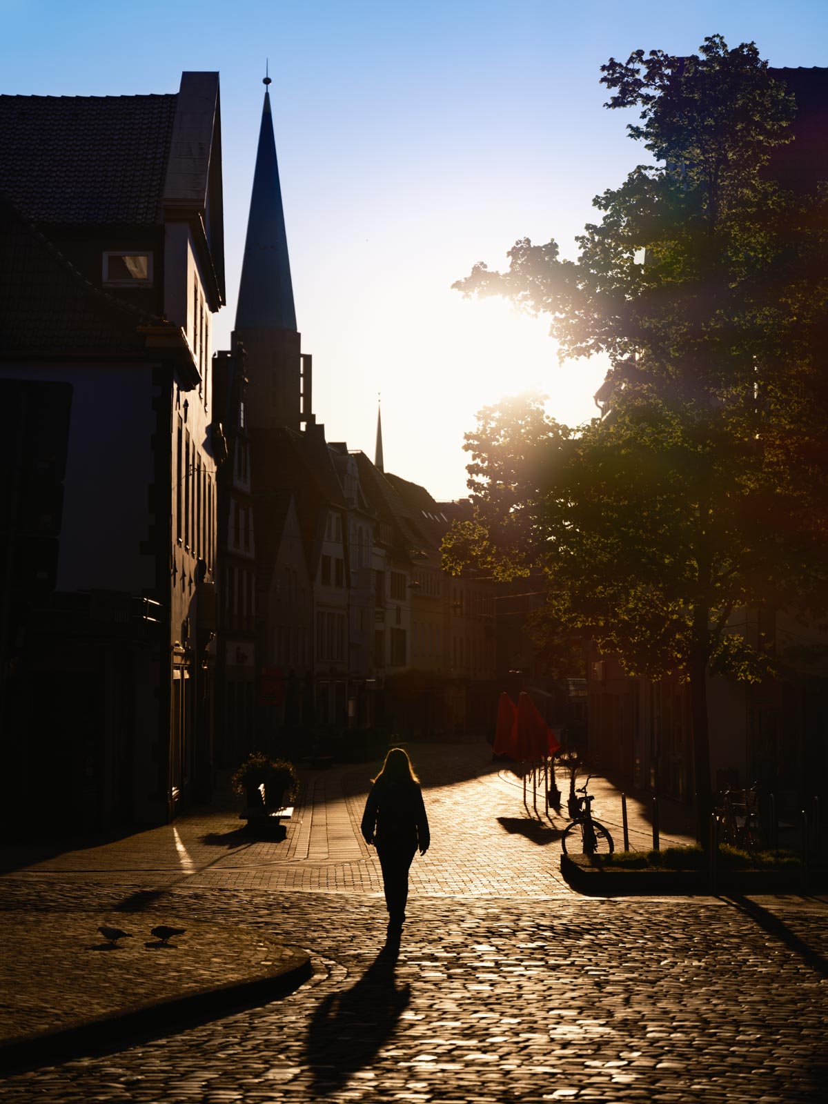 Early morning walk at the 'Oberstraße' (Bielefeld, Germany).