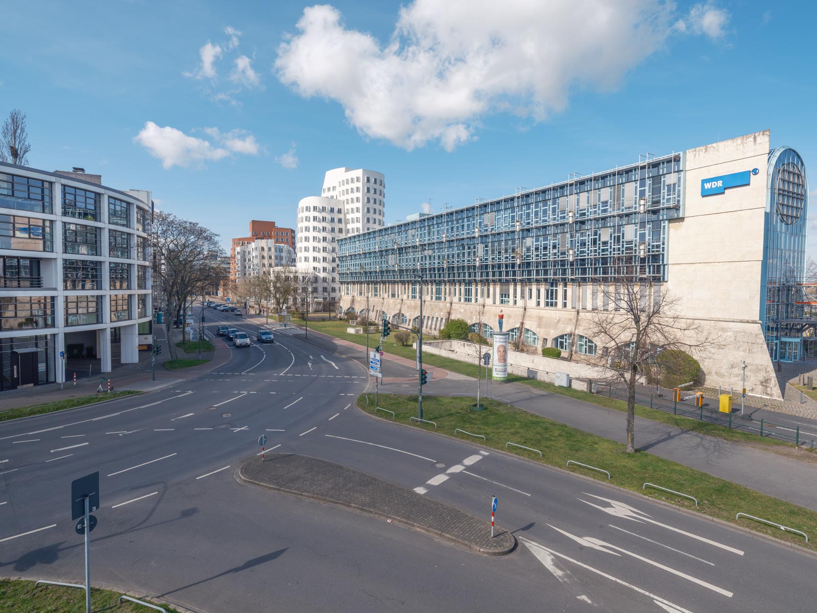 Building of the WDR (West German Broadcasting Company) at the Media Harbour (Düsseldorf, Germany).